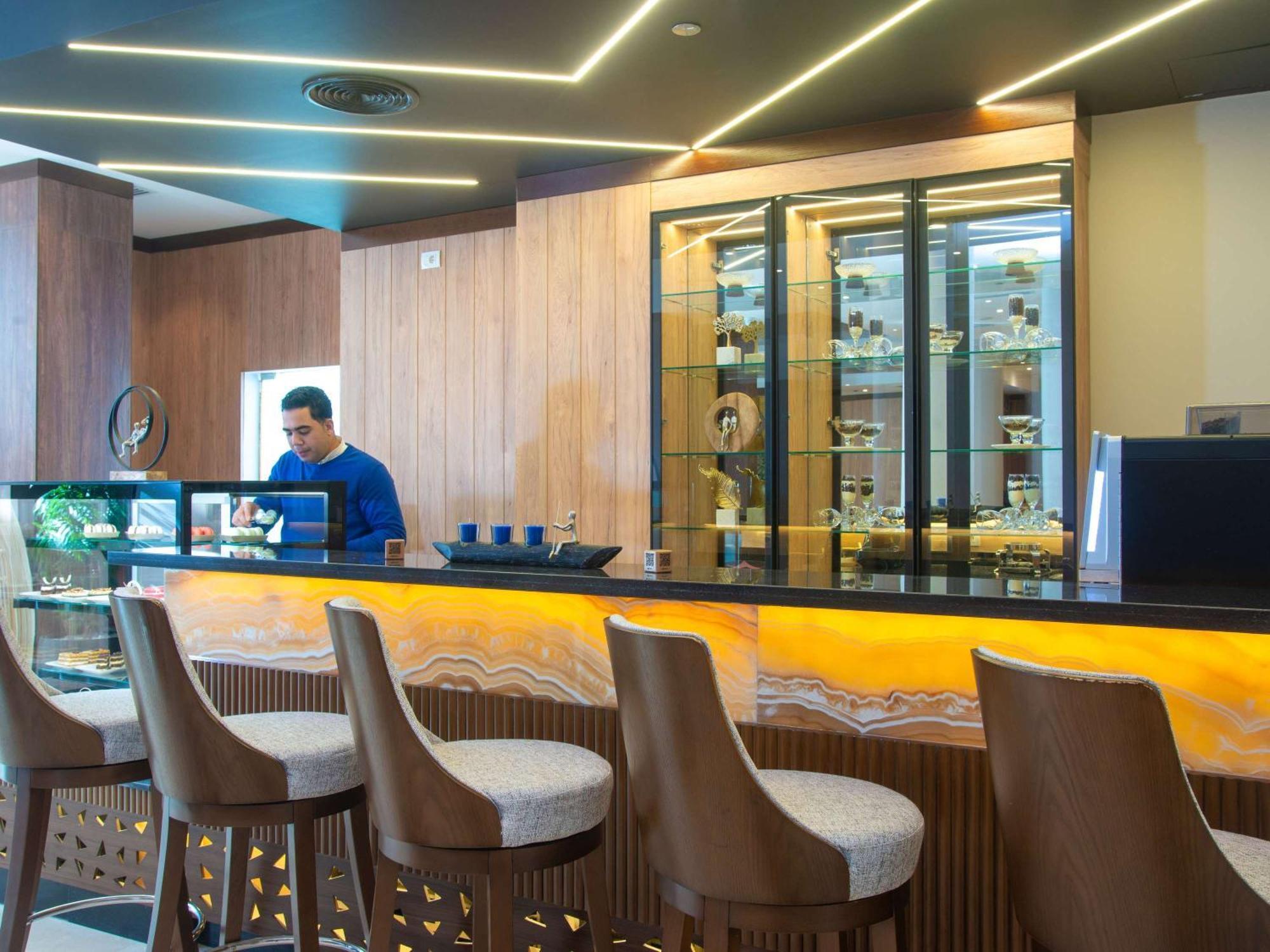 Novotel Cairo El Borg Giza Dış mekan fotoğraf