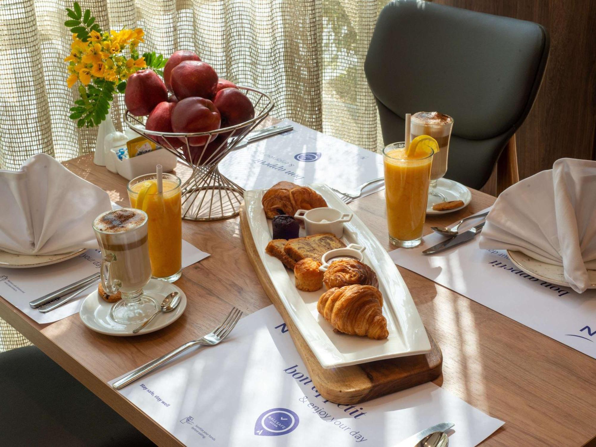 Novotel Cairo El Borg Giza Dış mekan fotoğraf
