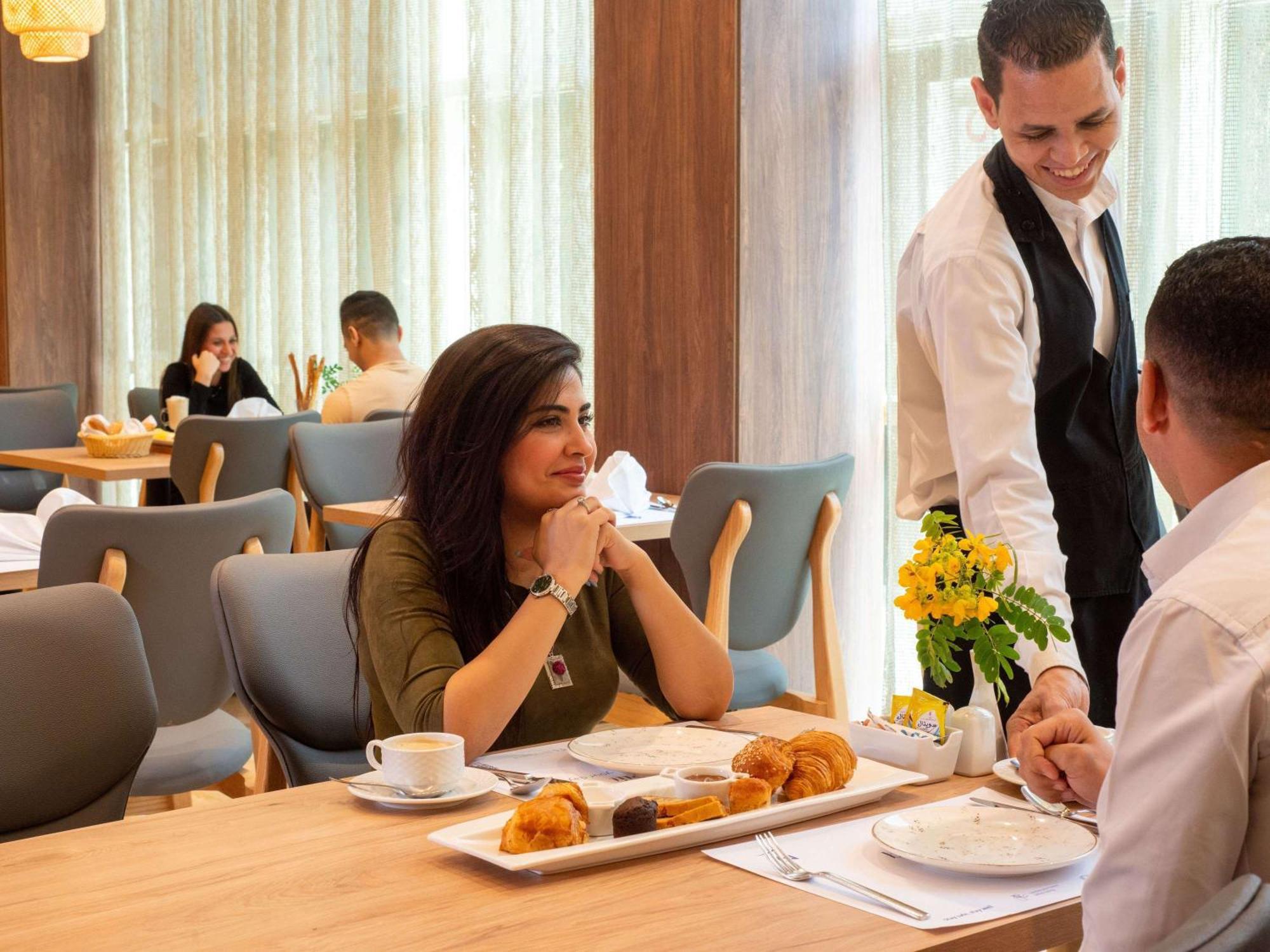 Novotel Cairo El Borg Giza Dış mekan fotoğraf